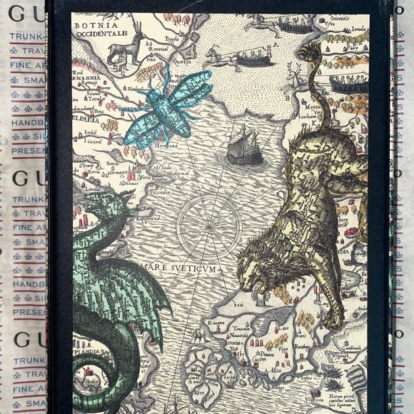 Gucci Limited Edition USB Portable Charger - Picture 5 of 5